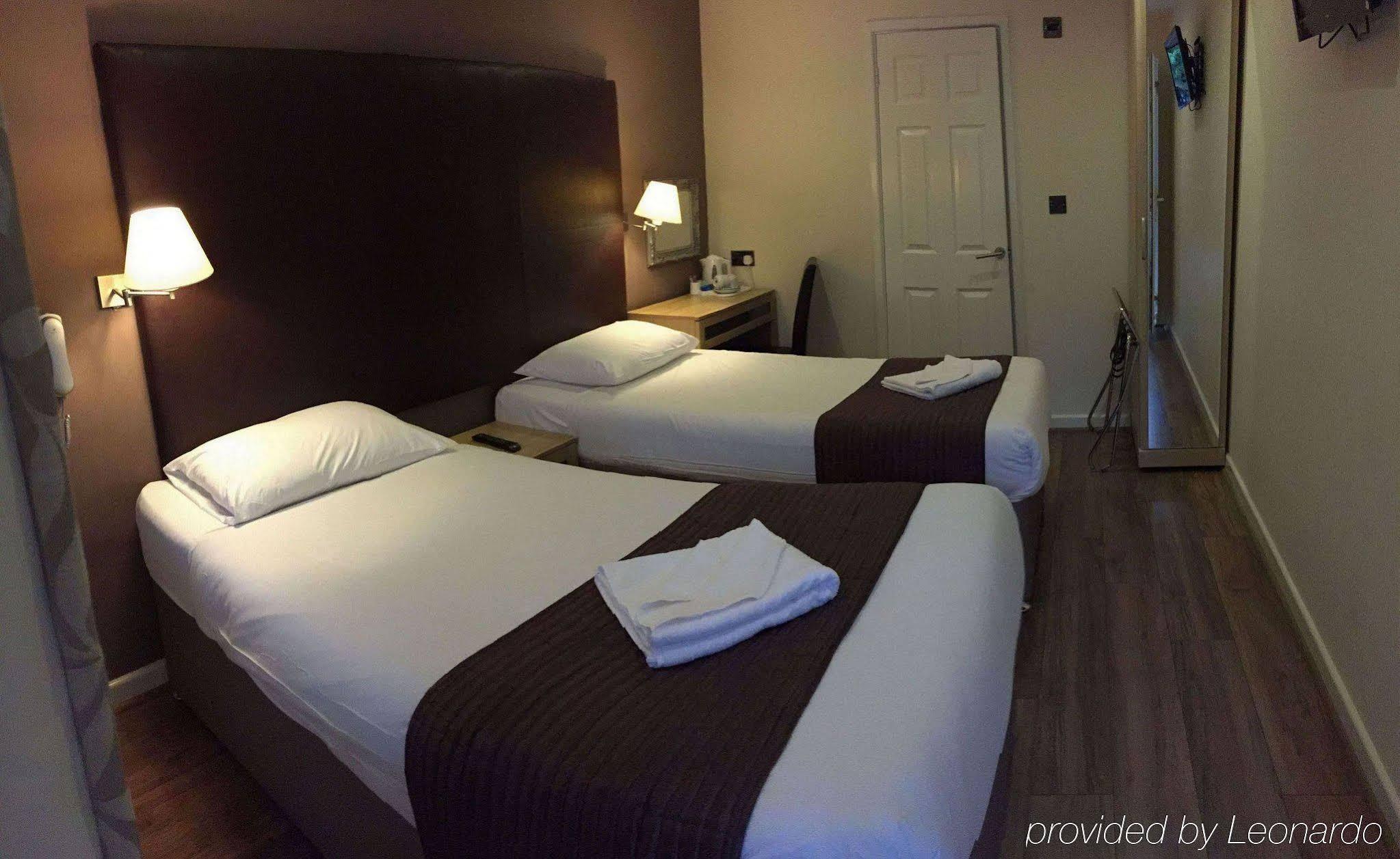 Gatwick Belmont Hotel Horley Zewnętrze zdjęcie